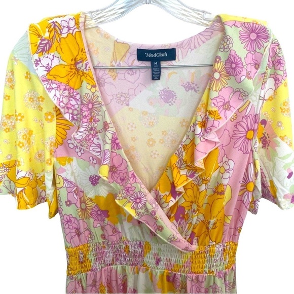 ModCloth Marvelous Flower Medley Surplice Dress Size Medium NWT - Picture 7 of 10